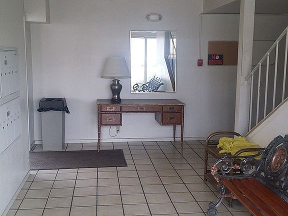 3rd image of 532 Bancroft Ave APT 105