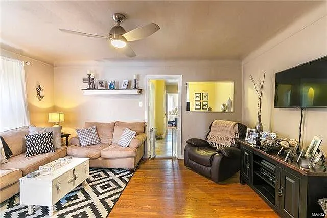 4016A Potomac St — Photo 3