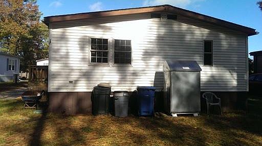2nd image of 15 Williams St