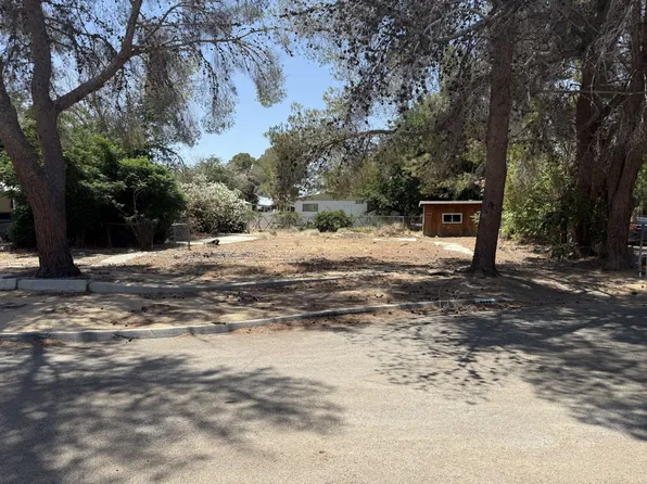 5229 Ocotillo Ave, Ridgecrest, CA 93555