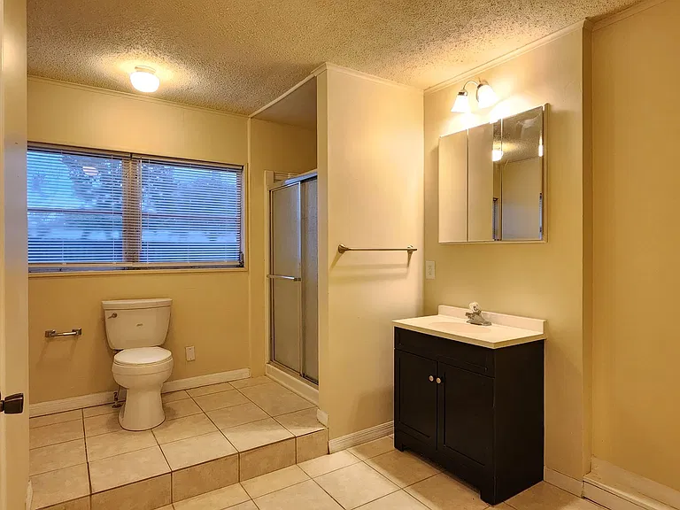 3453 NW 1st Ct — Photo 27