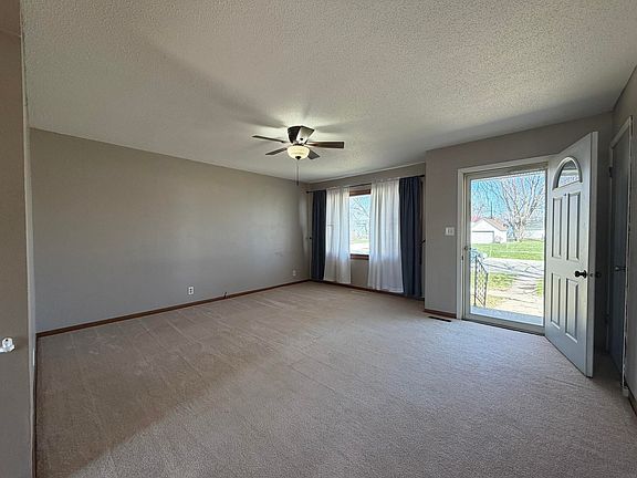 5th image of 309 4th St