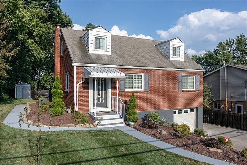 1st image of 124 Elmwood Dr