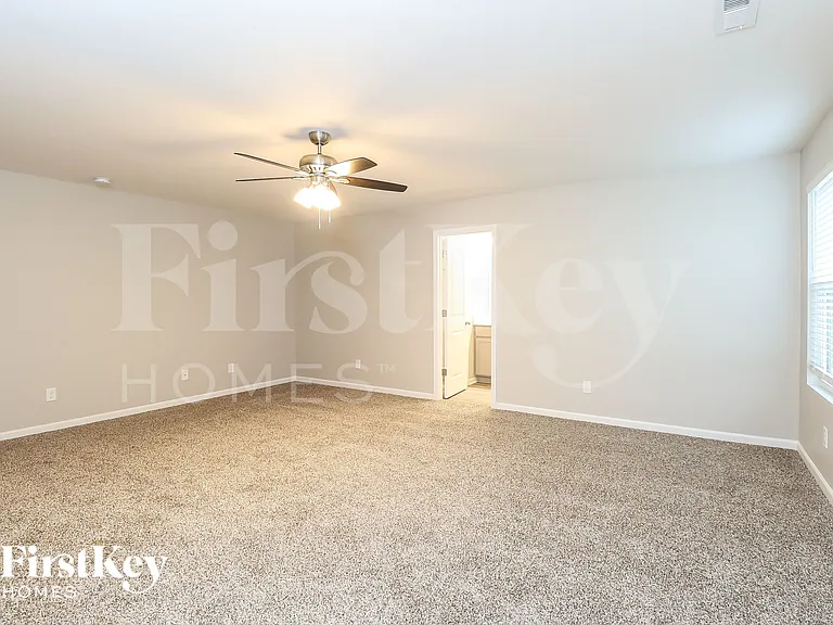124 Benford Dr — Photo 11