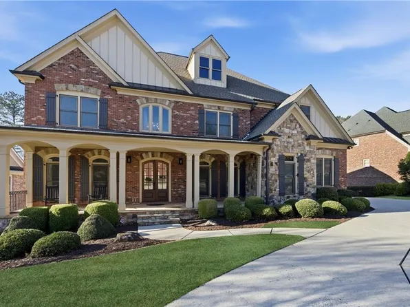 5224 Brendlynn Dr, Suwanee, GA 30024