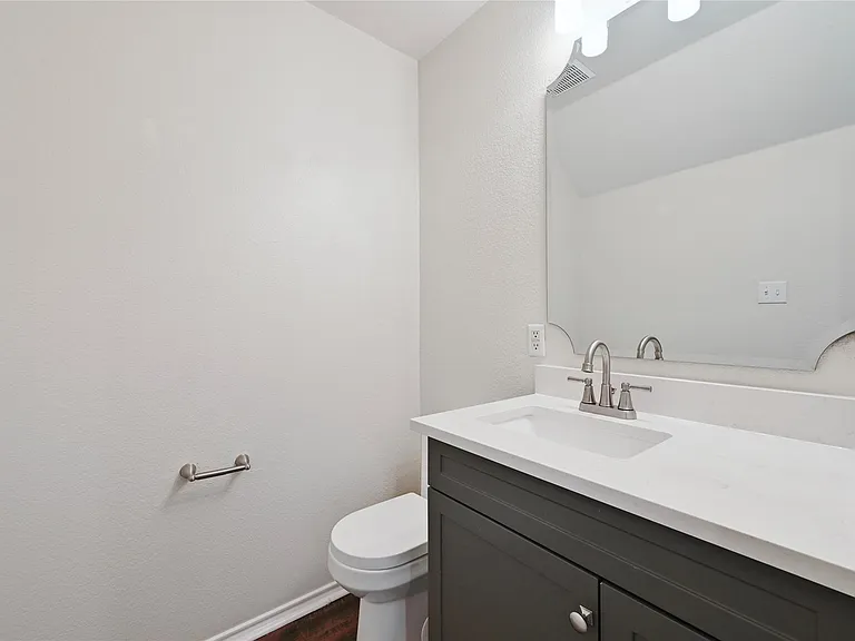 2217 Riker Ridge Trl — Photo 16