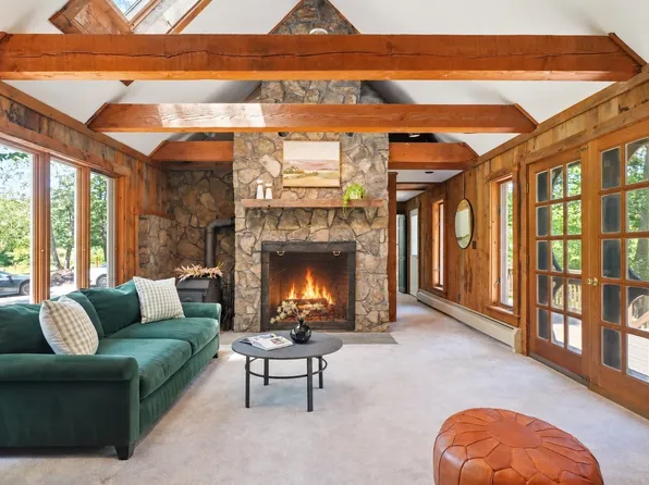 770 Boxford St, North Andover, MA 01845
