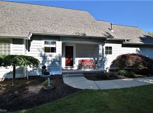 2967 Waterford Dr #1, Twinsburg, OH