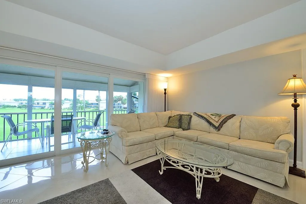 2 bed, 2.0 bath, 1532 sqft, $5,000 — Photo 3