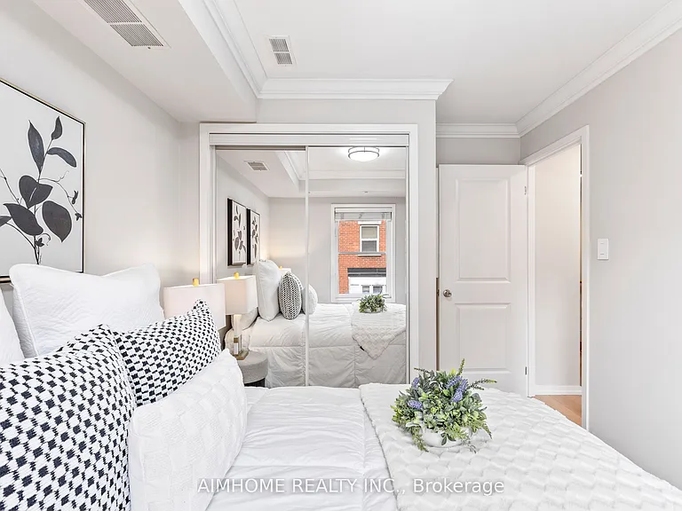 29 Frances Loring Ln #6 — Photo 24