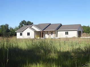 7280 State Highway 99e, Los Molinos, CA 96055