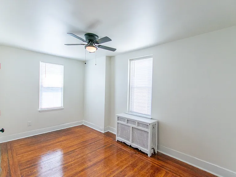 1820 N 54th St #2 — Photo 15