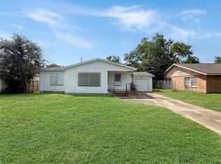 613 22nd Ave N, Texas City, TX 77590