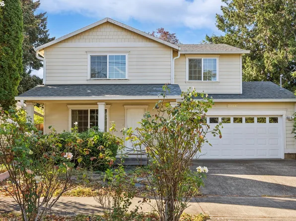 6318 NE Hassalo St, Portland, OR 97213