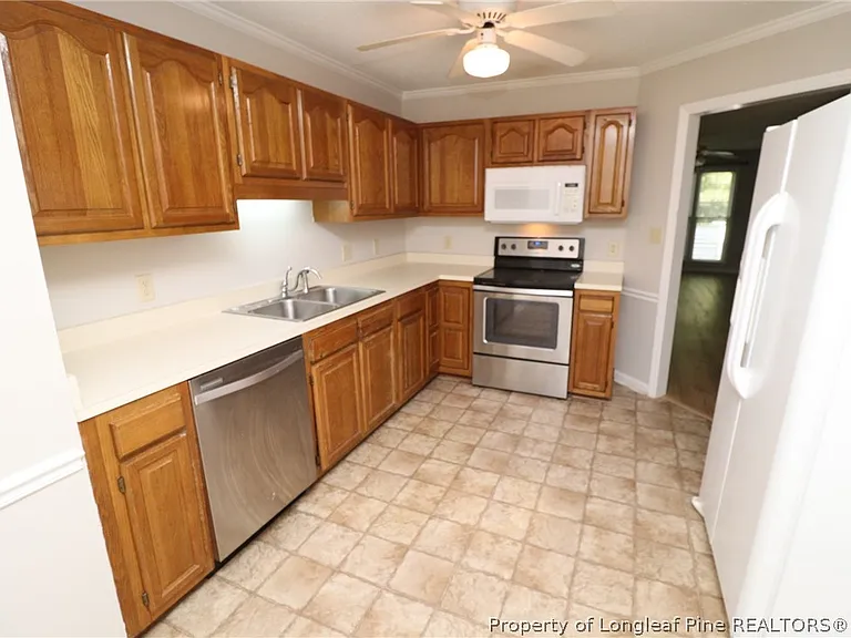 118 Planetree Ln — Photo 14
