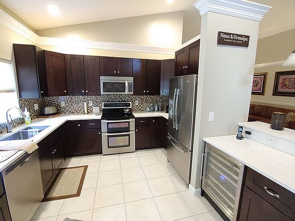 5th image of 4933 Gateway Gardens Dr