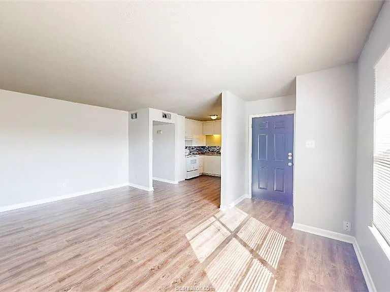 3800 E 29th St #11 — Photo 14