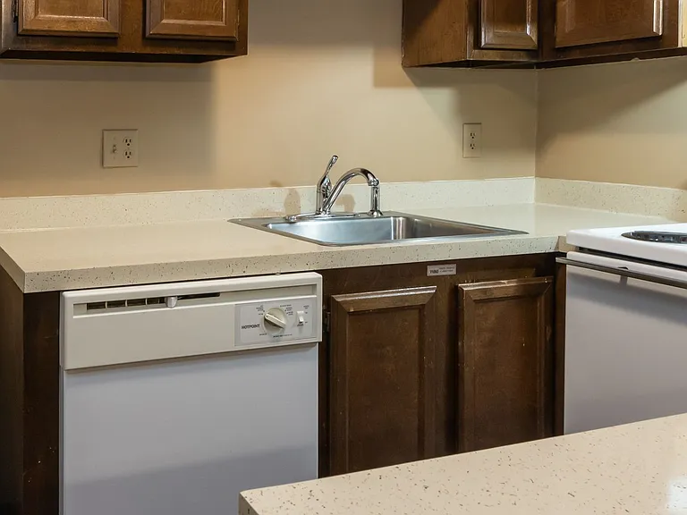 113 N 33rd Ave #D13 — Photo 17