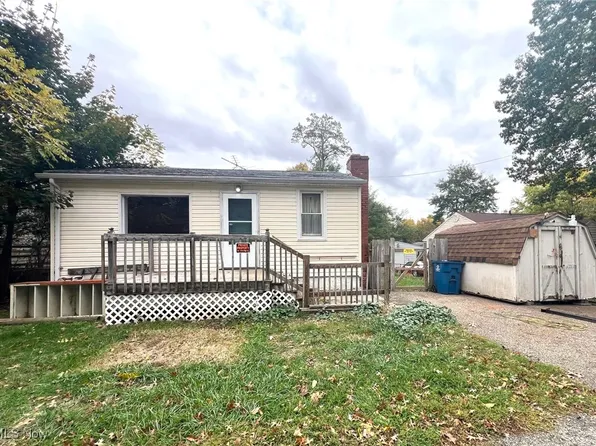 2487 Delaware Ave, Akron, OH 44312