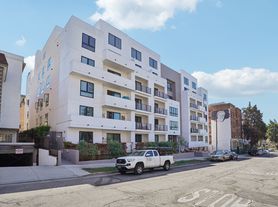 326 S Reno Street
