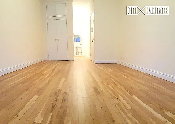 Rented by Citi Habitats | media 9