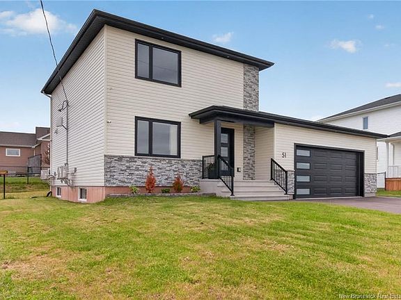 3rd image of 51 Renoir St