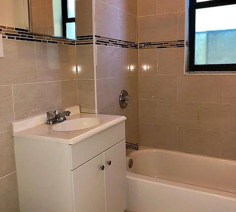 2nd image of 182 N Arlington Ave APT 11