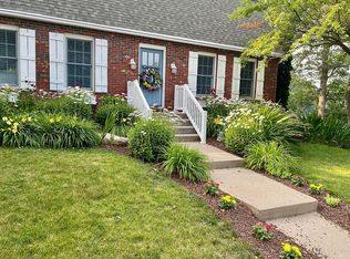 423 Wessex Rd, Valparaiso, IN 46385