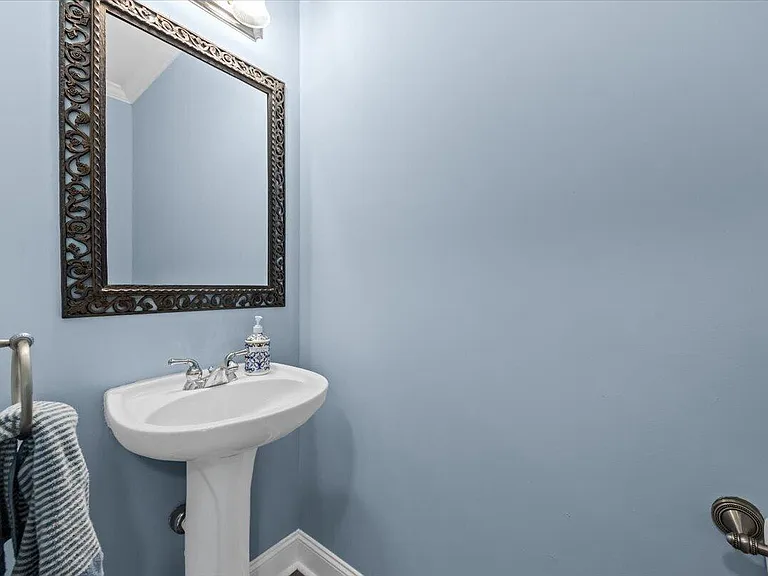 2124 Baldwin Park Dr — Photo 11