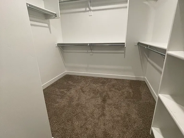1743 S Wolverine Way — Photo 15