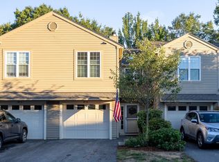 107 Ridgefield Cir #D, Clinton, MA 01510