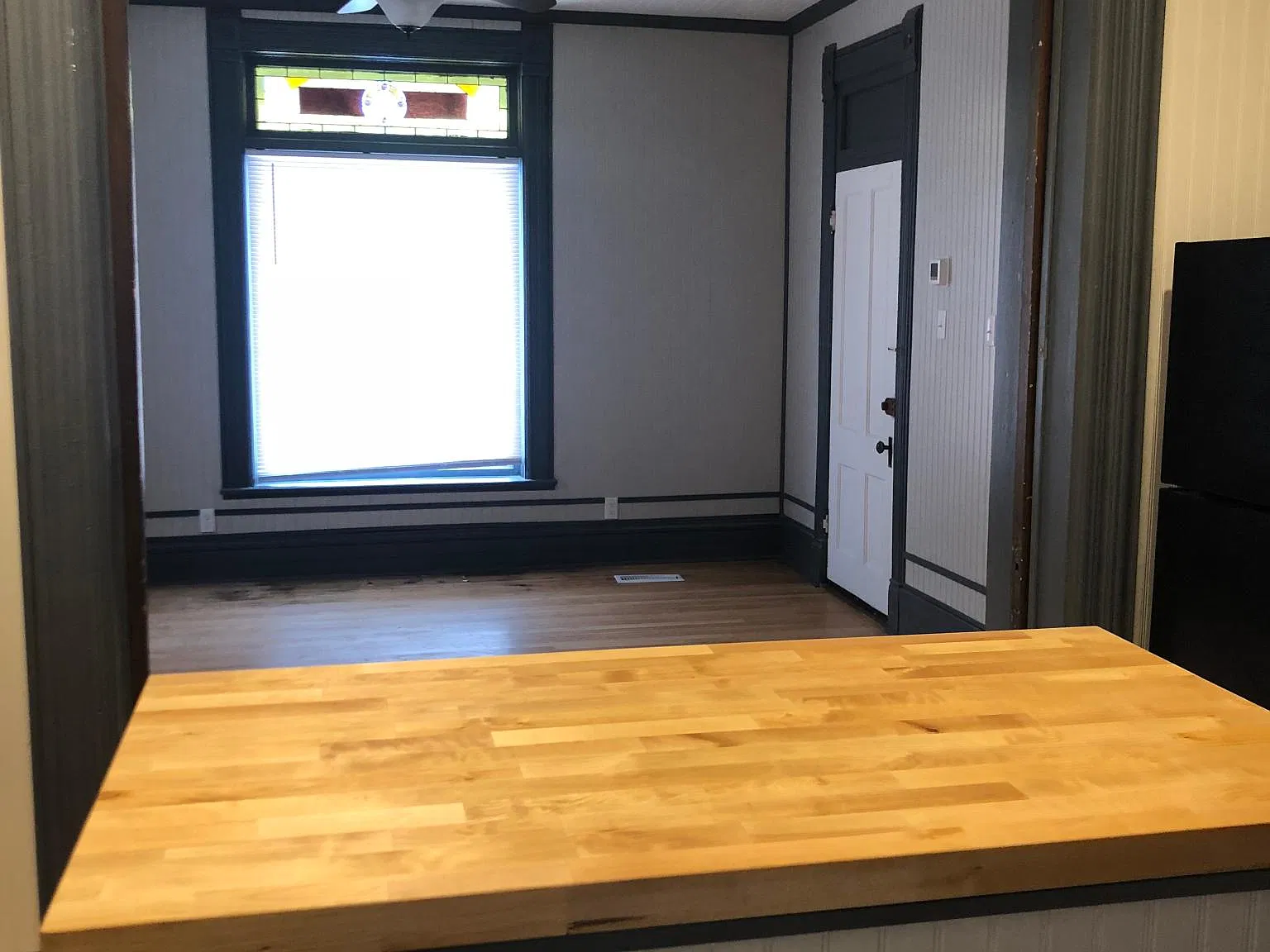 412 Dearborn Ave — Photo 3