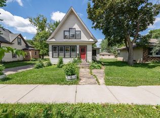 613 3rd Ave E, Shakopee, MN 55379