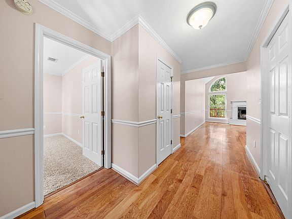 5th image of 2116 Hickorynut Ct