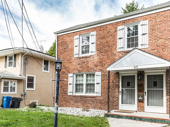 Front exterior. Unit #2