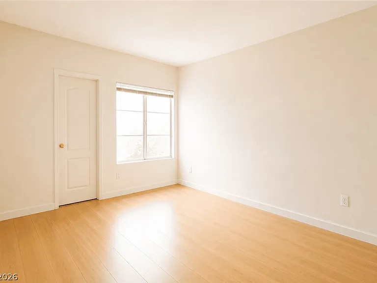 5525 W Flamingo Rd #2011 — Photo 9