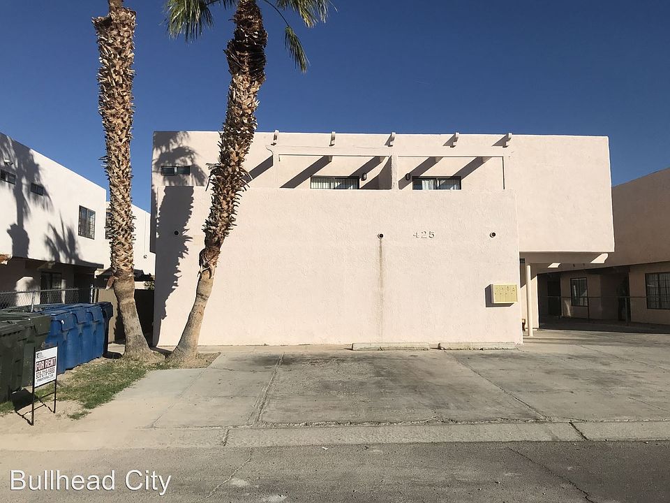 1st image of 425 Anna Cir