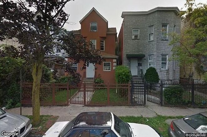 1st image of 150 S 13th Ave