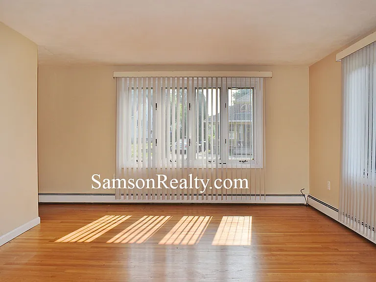 105 Homewood Ave — Photo 6