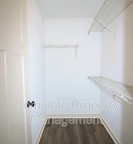 20478 Castle Ridge Rd — Photo 9