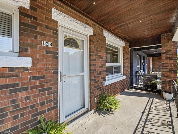 3rd image of 138 Cameron Ave N