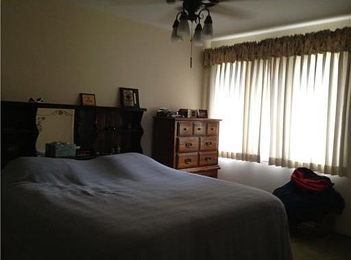 4th image of 1092 Greenhills Dr