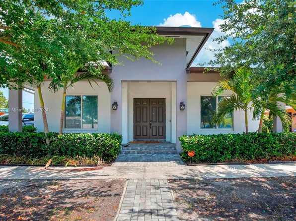 5860 SW 39th Ct, Davie, FL 33314