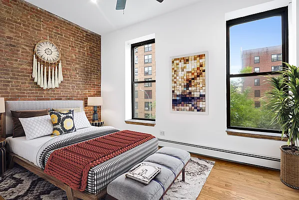 Sold by Compass | media 6