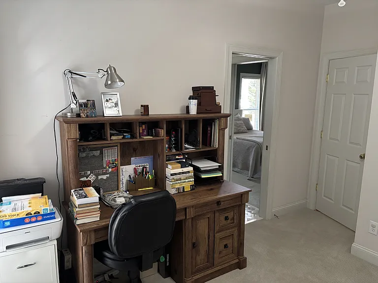 420 Lake Forest Dr SE — Photo 10