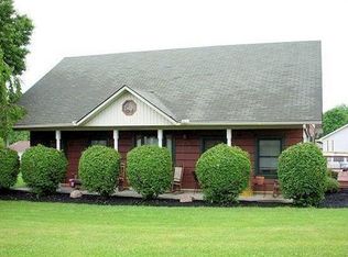 107 Glenavy Dr, Lynchburg, OH 45142