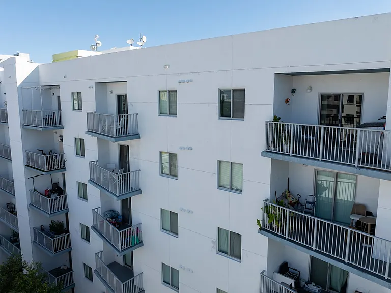 Vista del Rio Apartments — Photo 21