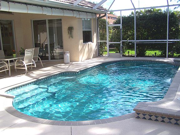 5th image of 207 Rockwood Way