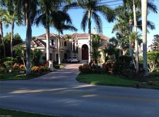 775 Galleon Dr, Naples, FL 34102