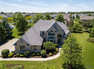 6051 Needle Rock Ct, Sylvania, OH 43560